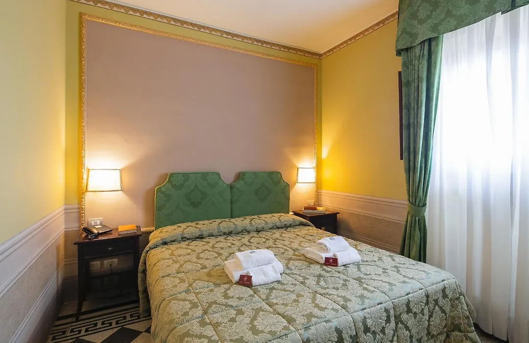 I Portici Hotel - Residenza D'Epoca-1