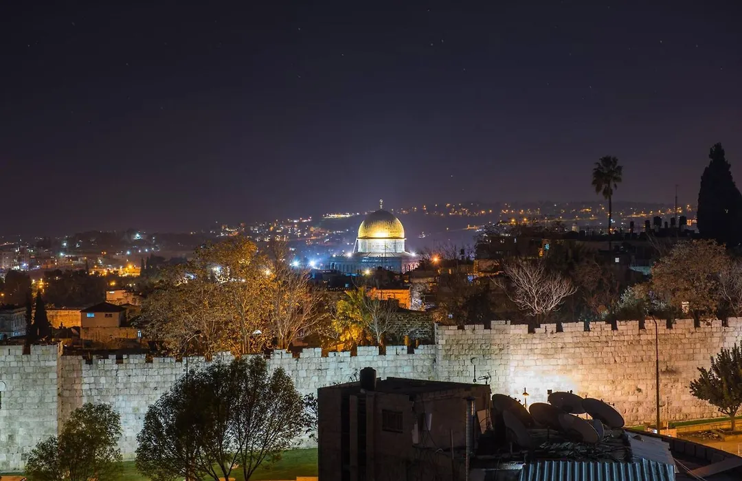 Holy Land Hotel-1