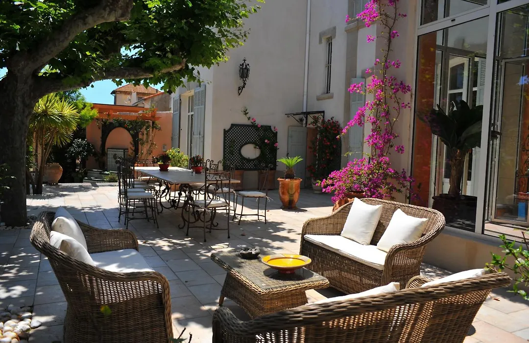 Villa Valflor chambres d'hôtes et appartements-1