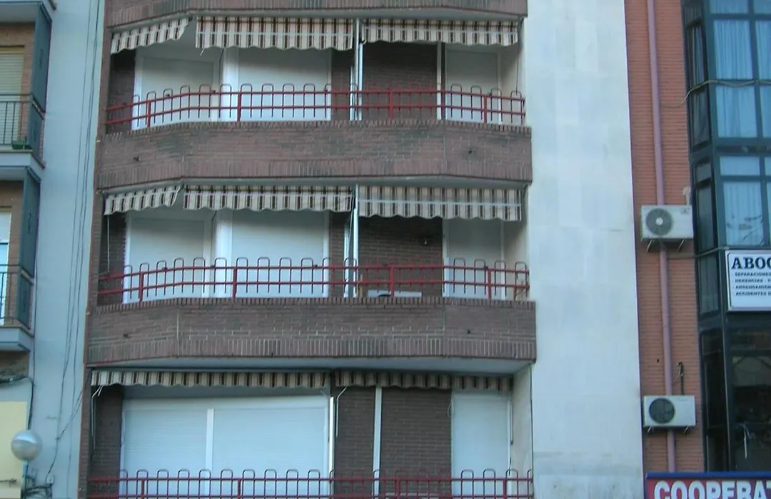 Hostal Gran Via-1
