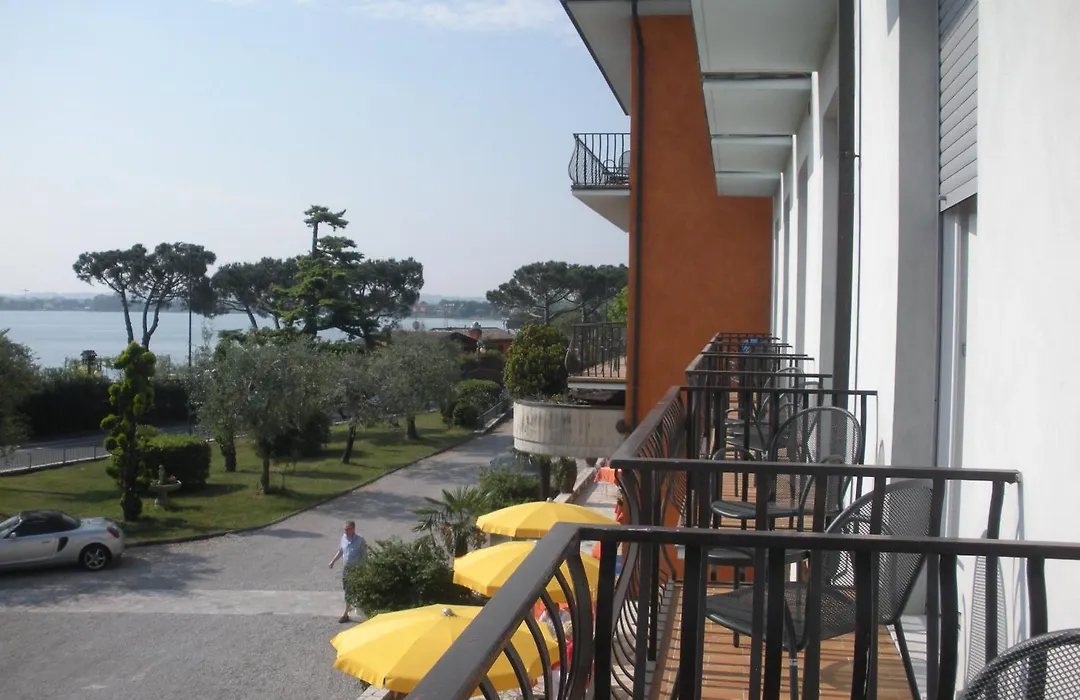 Hotel Mirabello-1
