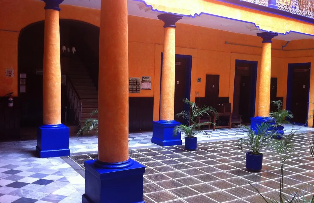 Hotel Isabel-1