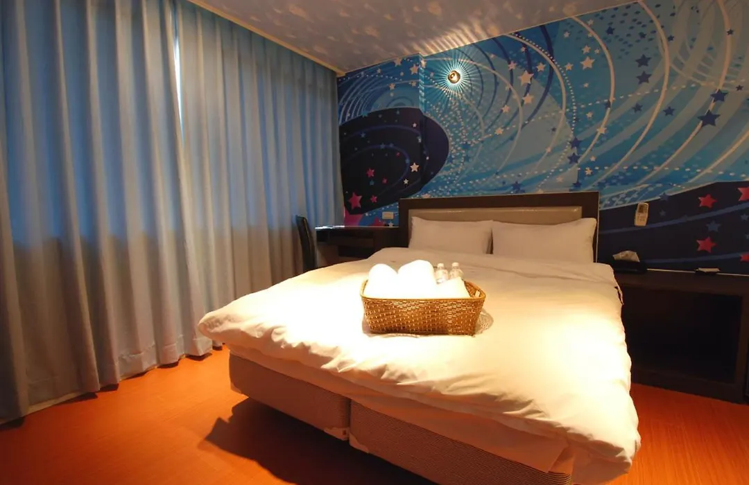 Happiness Inn-1