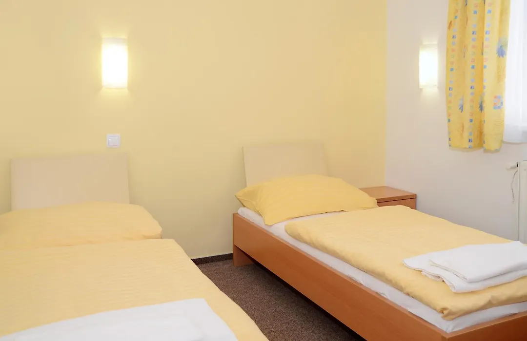 Hotel Imos-1