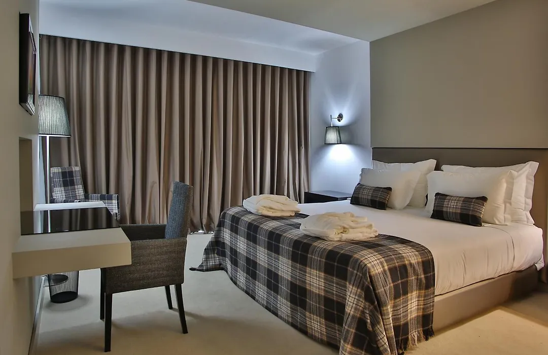 Delfim Douro Hotel-1