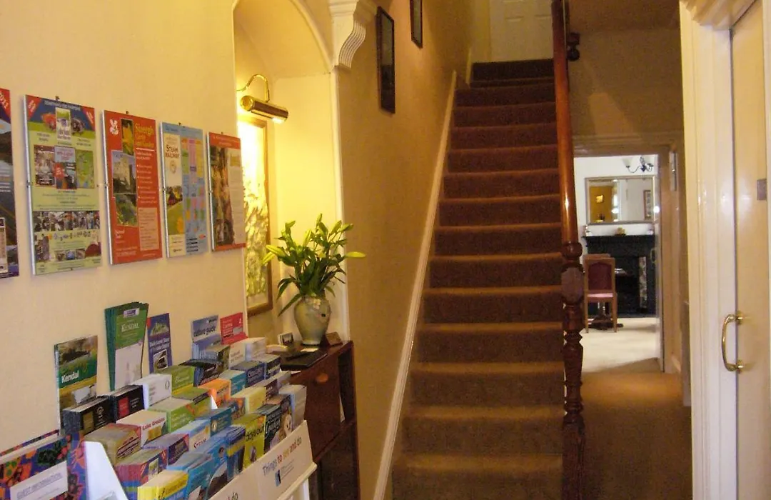 Hillside Bed & Breakfast-1