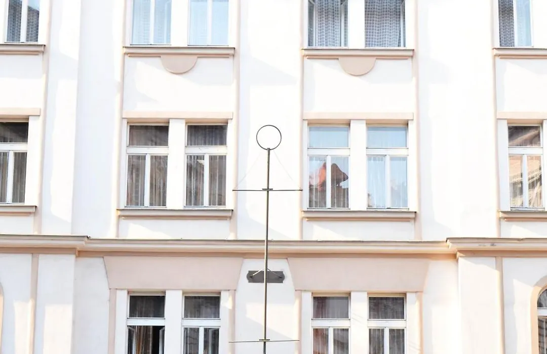 Self-Service Hotel Ostas Praha-1