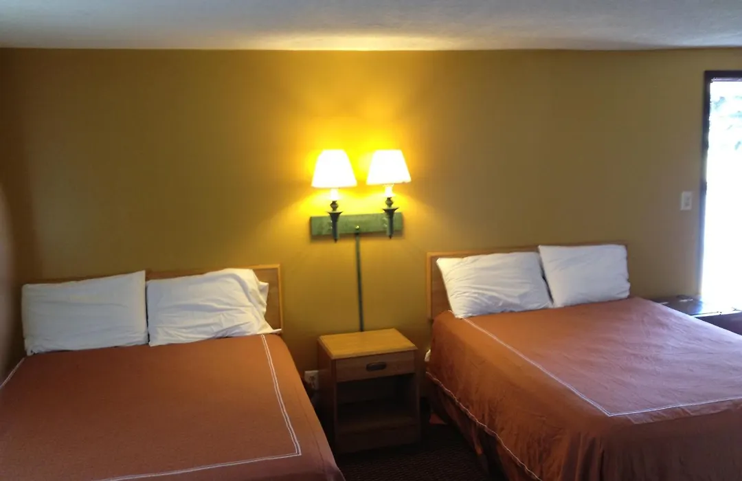 Caravan Motel-1