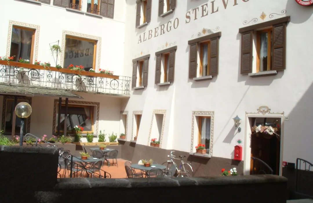 Albergo Stelvio-1