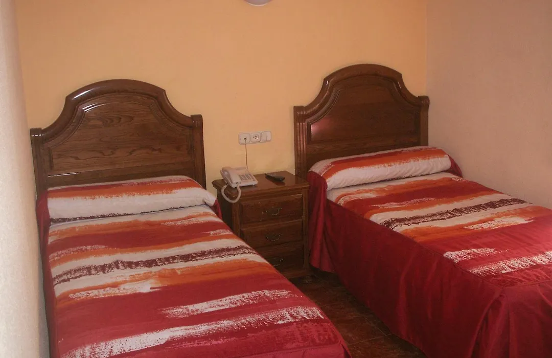 Hostal La Nava-1