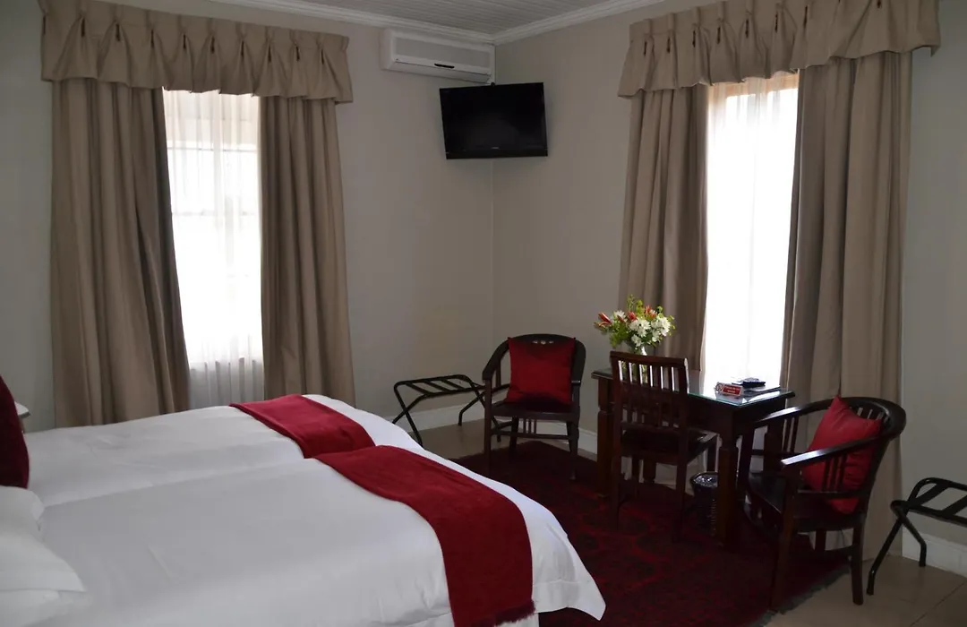 Lemoenkloof Boutique Hotel-1