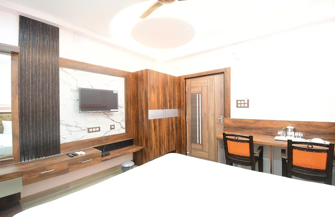 Hotel Sushree International-1