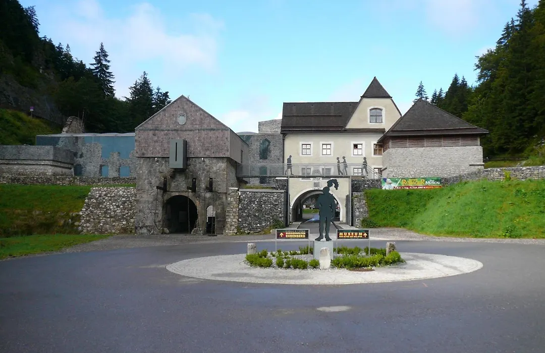 Hotel Maximilian-1