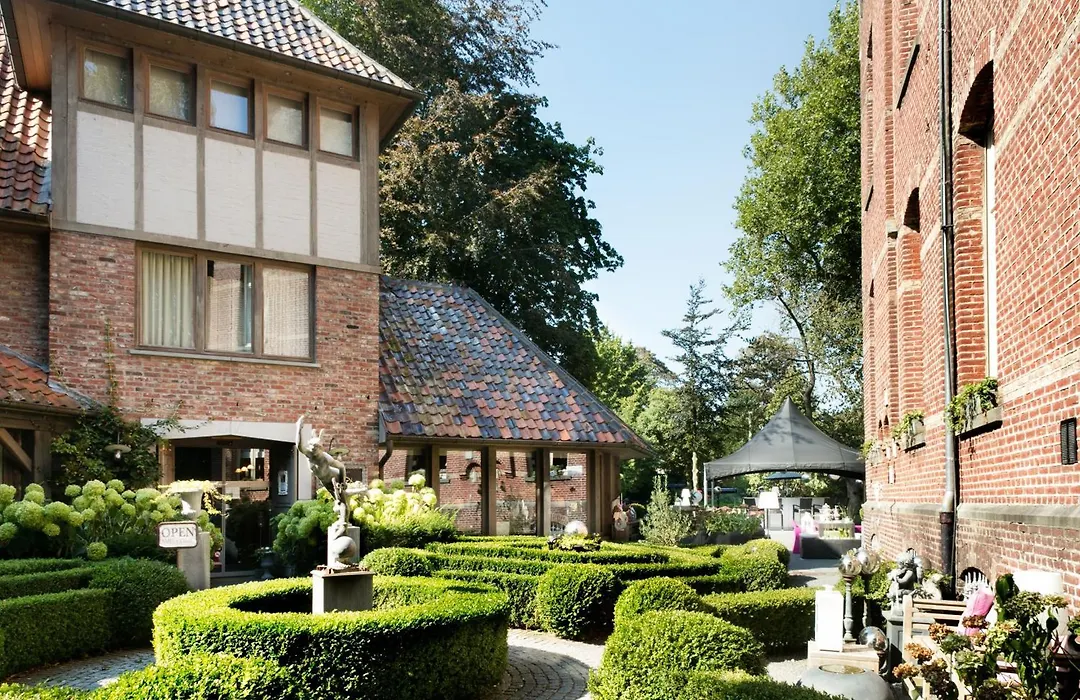 Charmehotel Manoir Ogygia-1