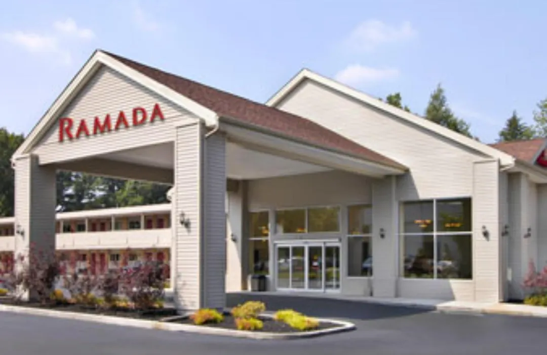 Ramada By Wyndham Cleveland Airport West-1