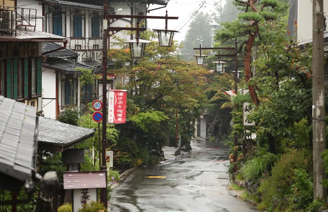 Yudanaka Yumoto-1