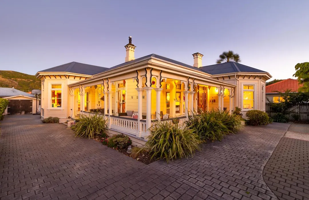 Collingwood Manor-1