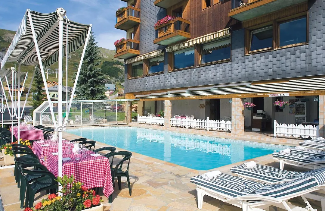 Hôtel Les Soldanelles-1