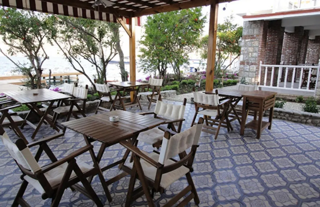 Losta Sahil Evi - Adults Only +12-1