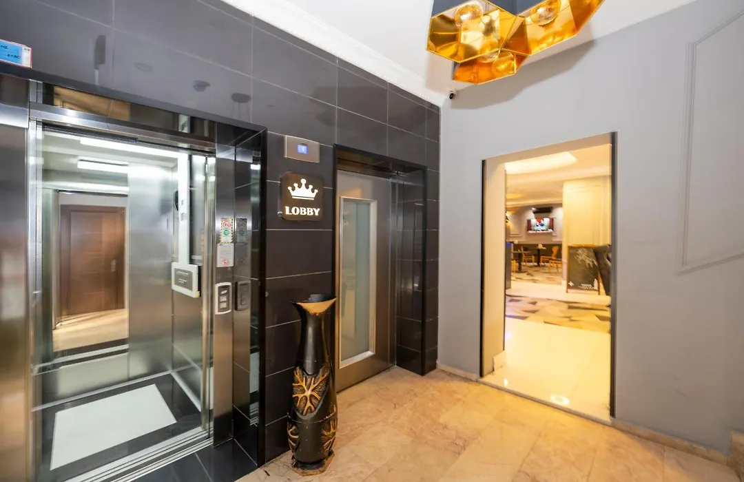 Comfort Suites Hotel-1