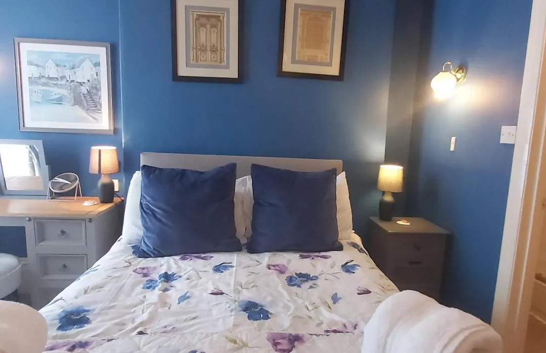 Cranborne Guest Accommodation Exclusively For Adults-1