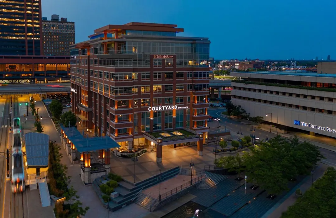 Courtyard By Marriott Buffalo Downtown/Canalside-1