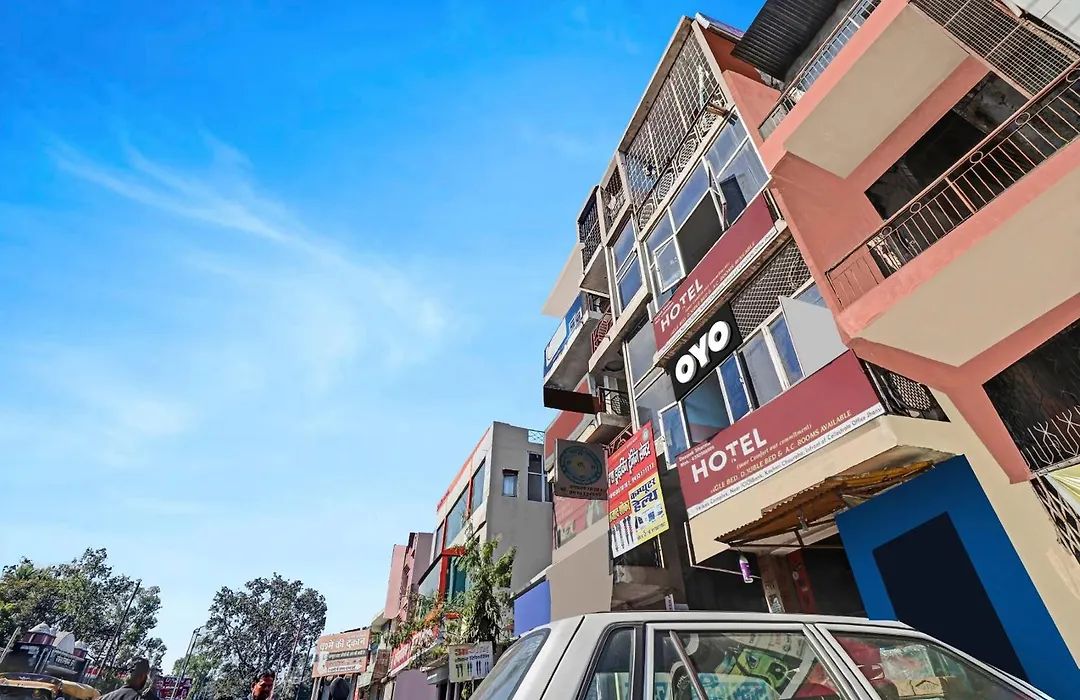 Oyo Flagship Vikash Palace-1