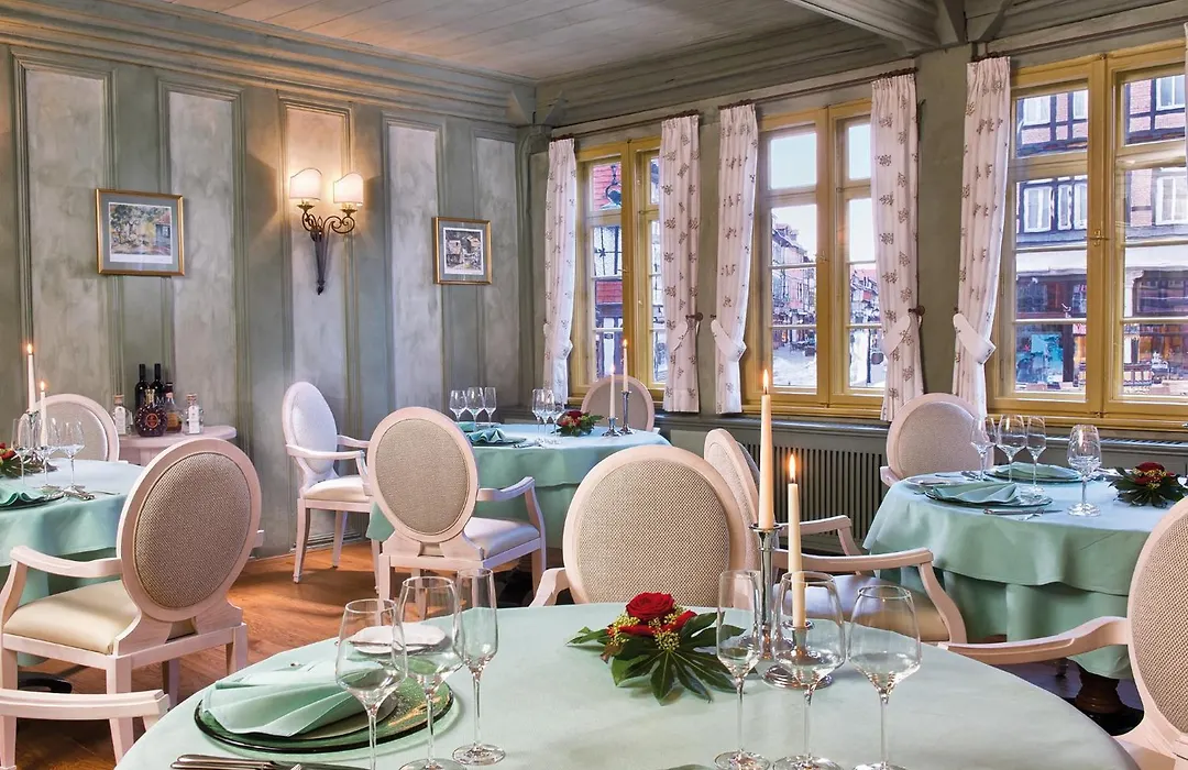 Travel Charme Gothisches Haus-1