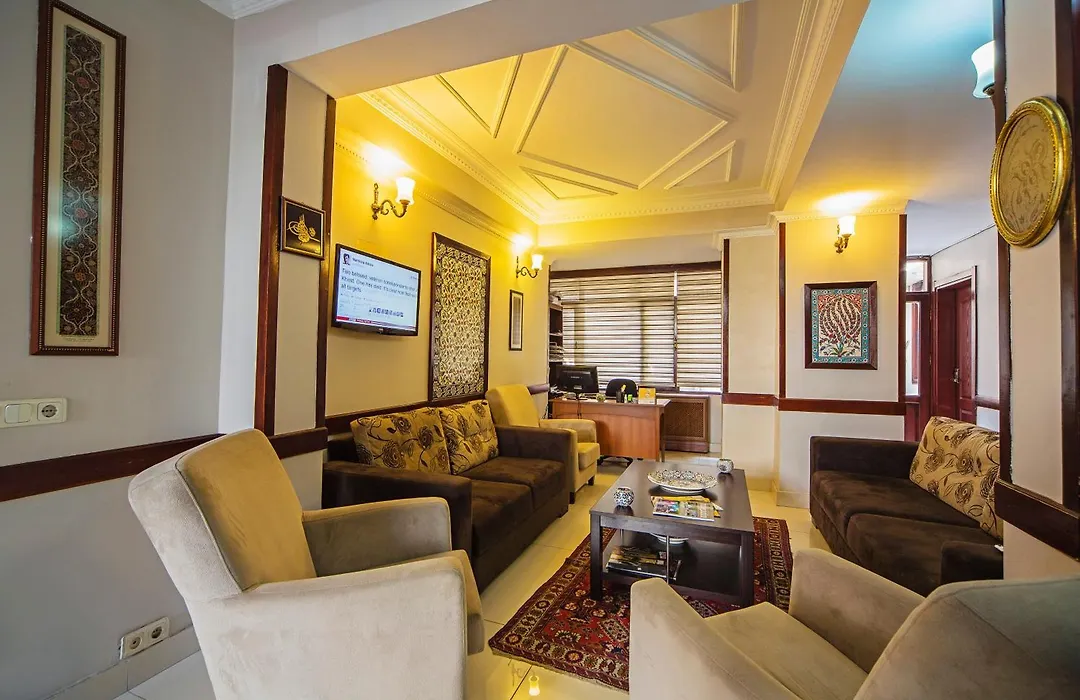 Hippodrome Hotel-1