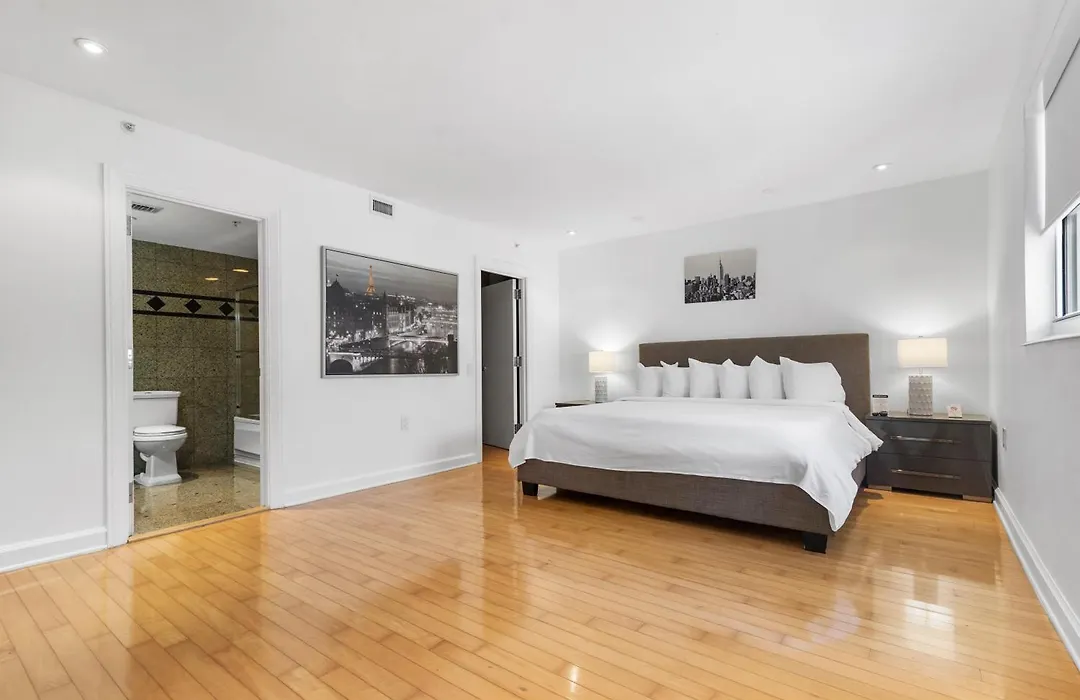 Fortune House Hotel Suites-1