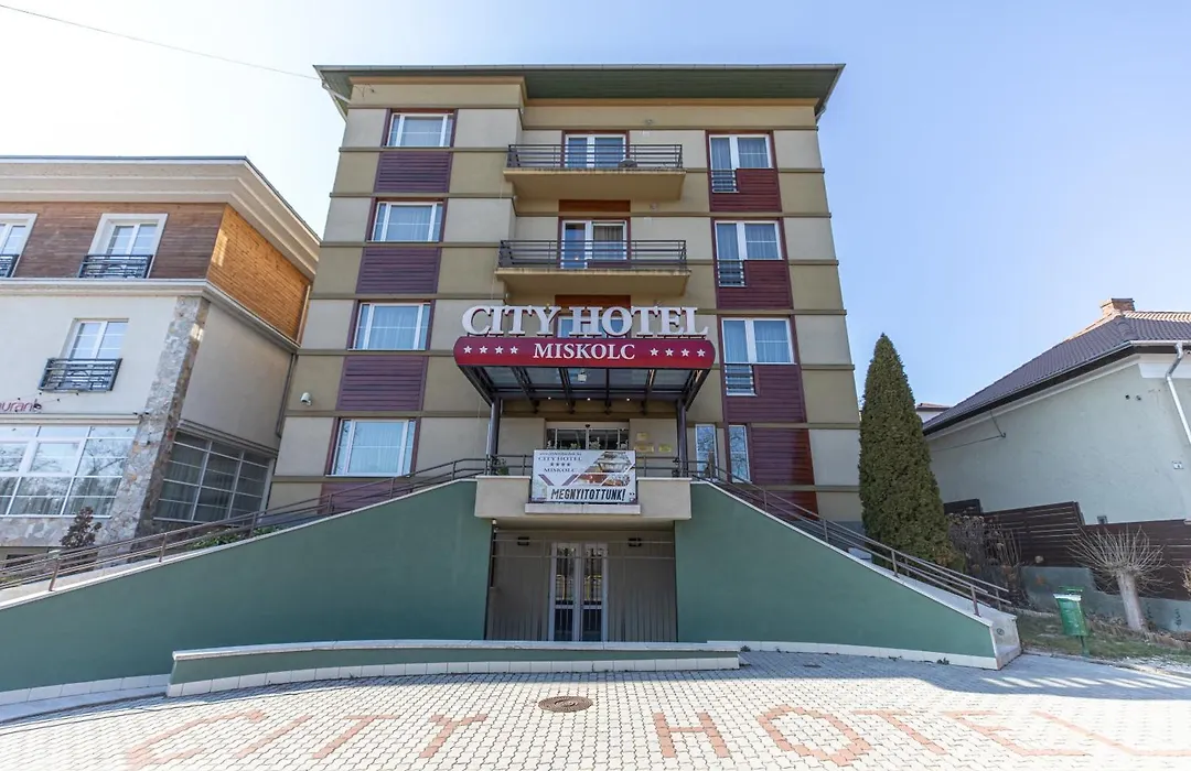City Hotel Miskolc-1