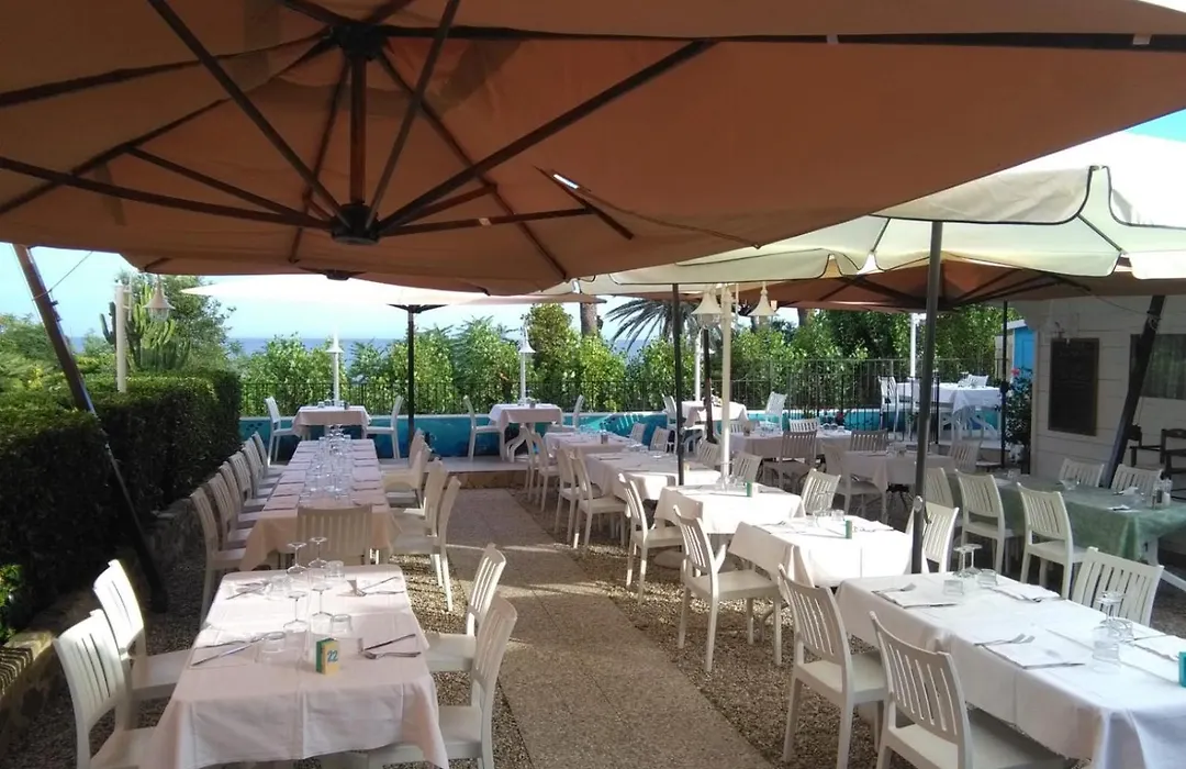 Hotel L'Isola-1