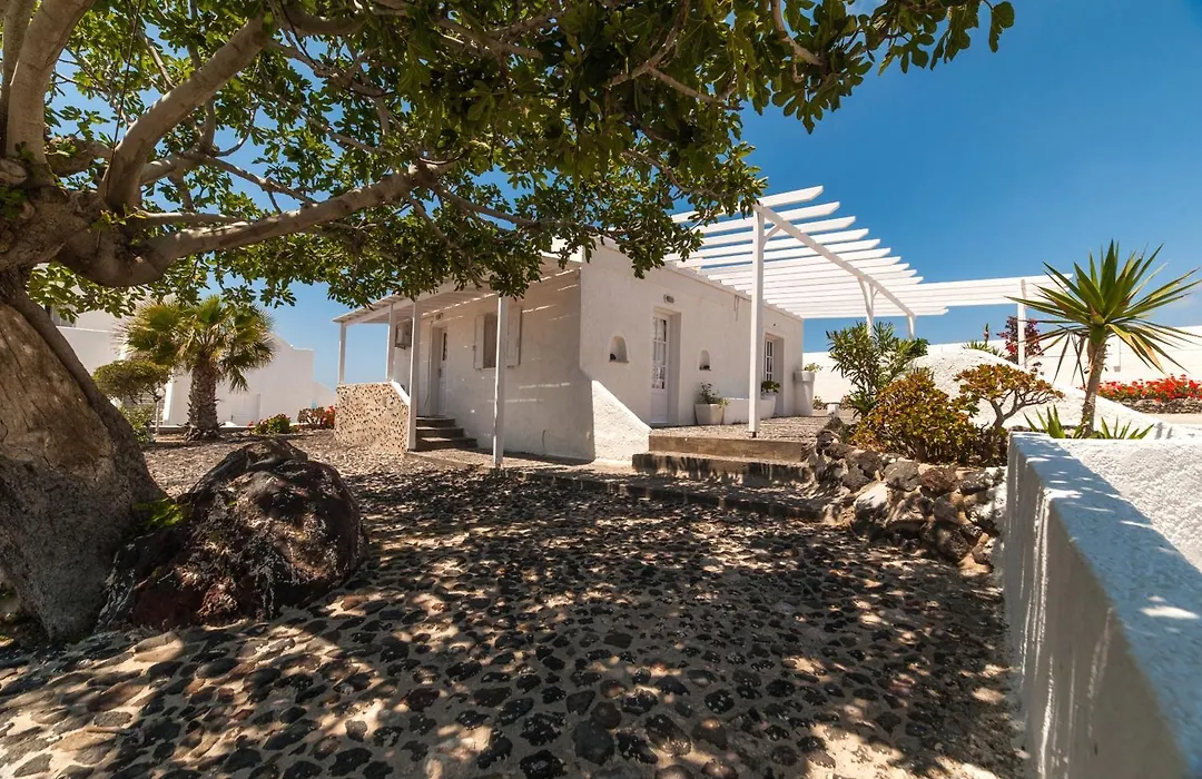 Artemis Suites-1