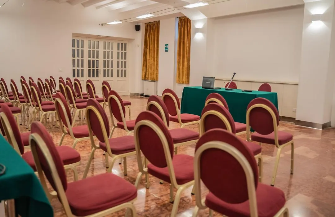 Hotel Mediterraneo-1