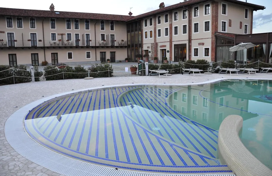 Relais Bella Rosina Pool & Spa-1