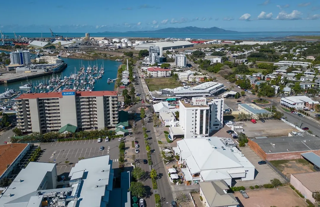 Rydges Southbank Townsville-1