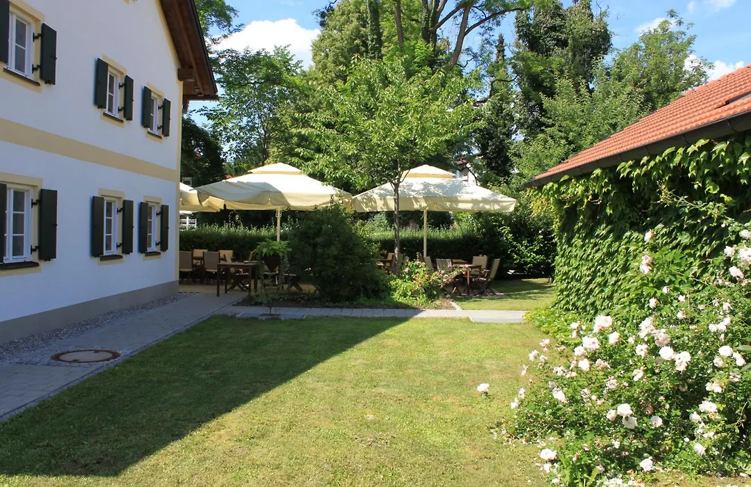 Romantik Hotel Chalet Am Kiental-1