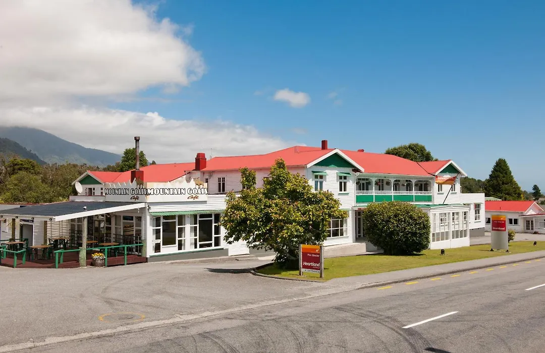 Heartland Hotel Fox Glacier-1