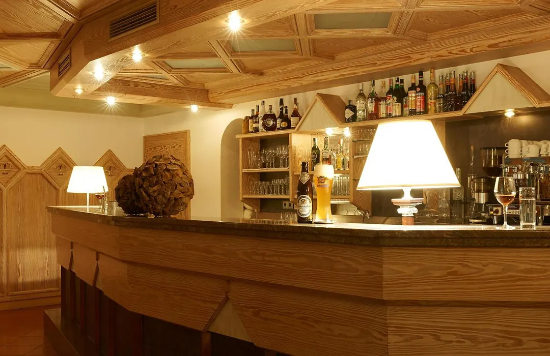 Alpin Stile Hotel-1