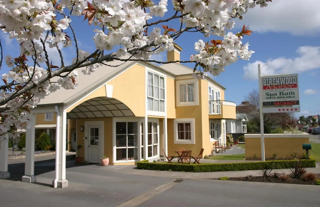 Birchwood Manor-1