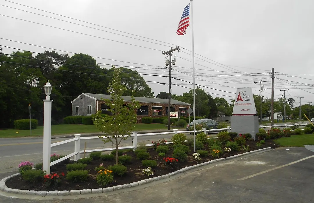 Cape Shore Inn-1