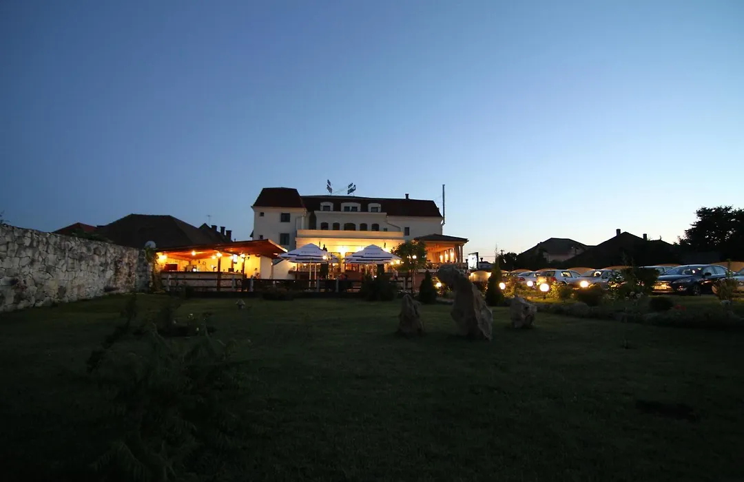 Hotel Clasic-1