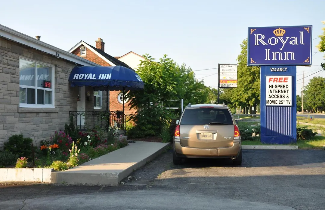 Royal Inn-1