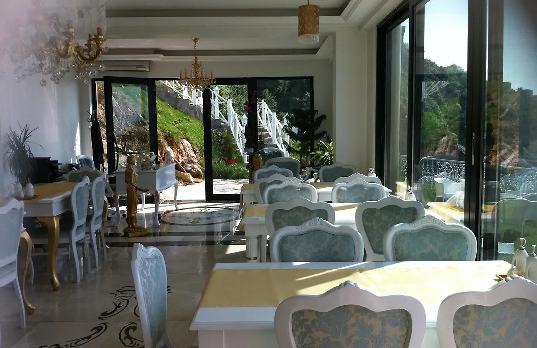 Bab-I Zer Hotel-1