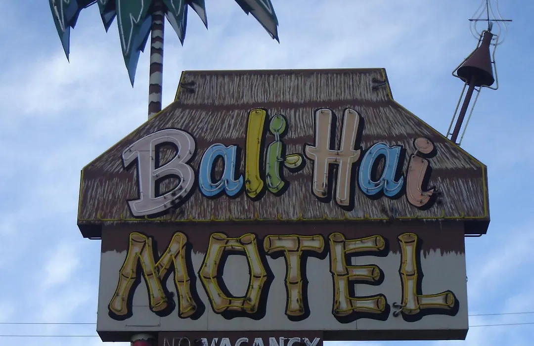 Bali Hai Motel-1