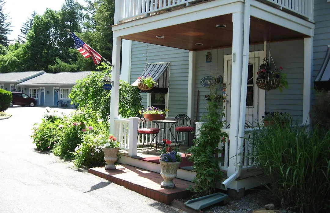 Maple Terrace-1
