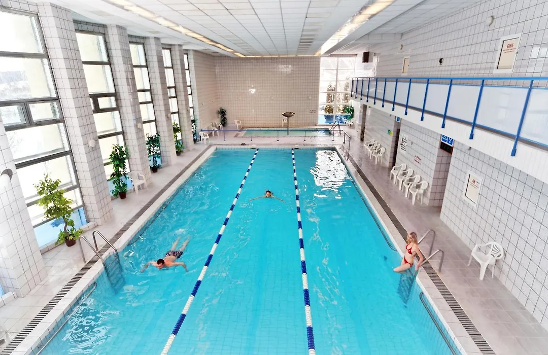 Resort Hotel Karpaty-1