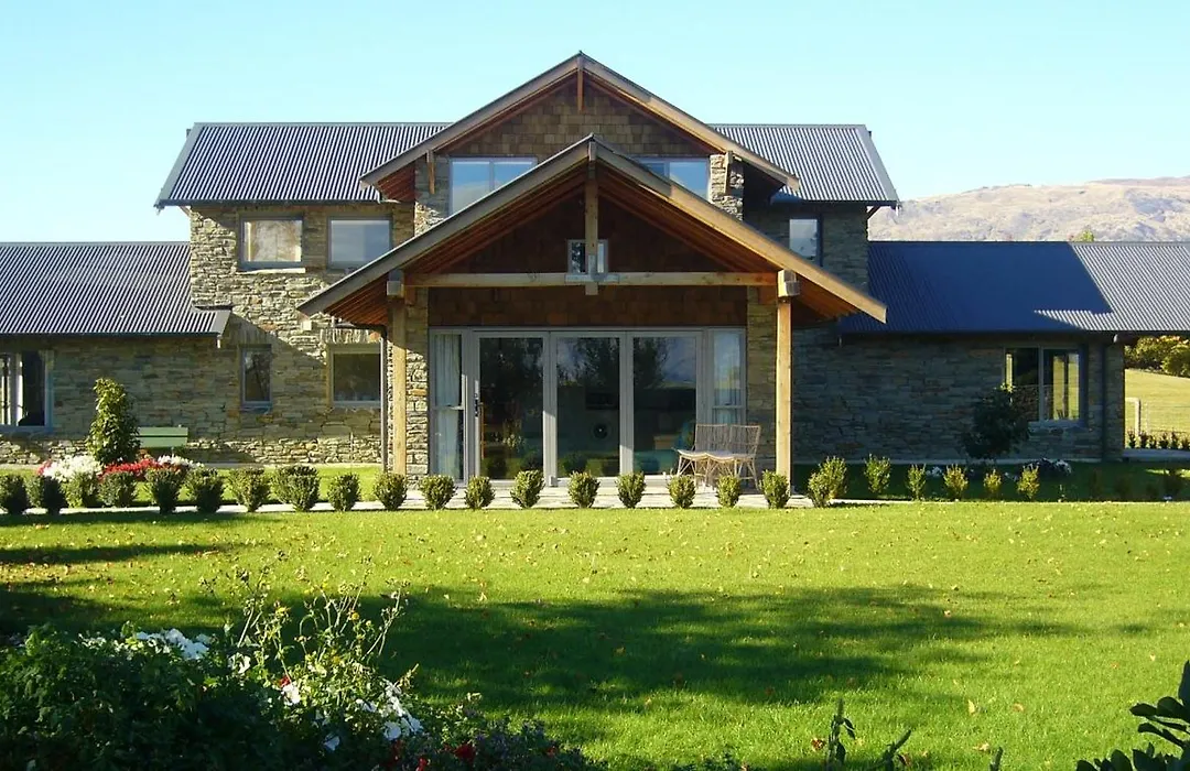 Golfcourse Road Chalets And Lodge-1