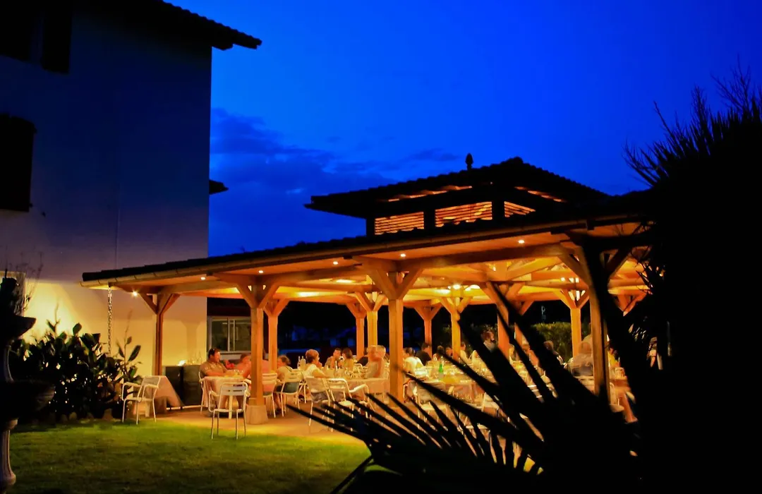 Hotel Restaurant Txistulari-1