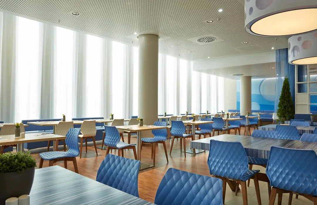 H2 Hotel Muenchen Messe-1
